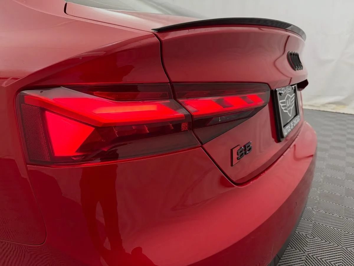 Used 2024 Audi S5 Premium Plus w/ Premium Plus Package AWD/4WD image 5