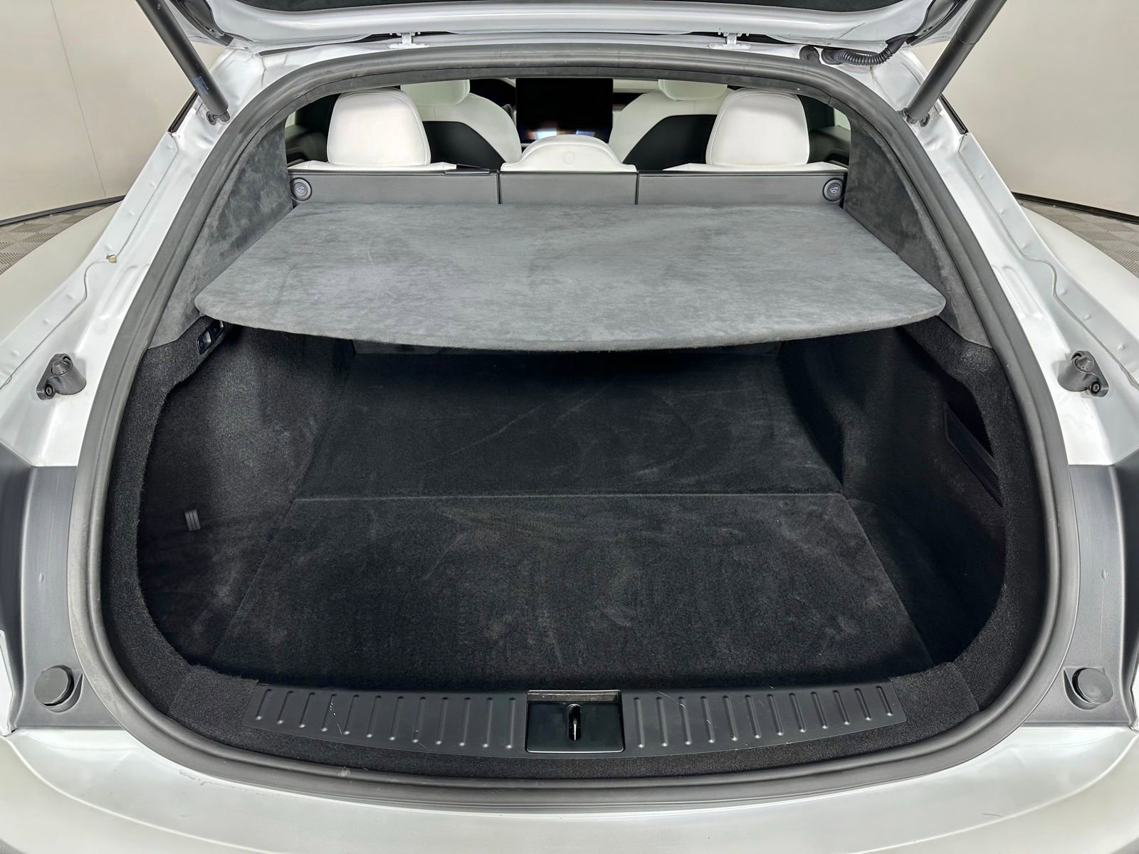 Used 2022 Tesla Model S image 26