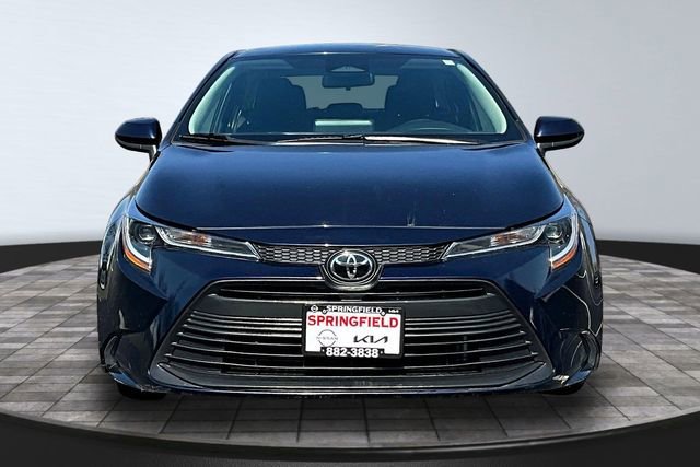 Used 2024 Toyota Corolla LE image 2