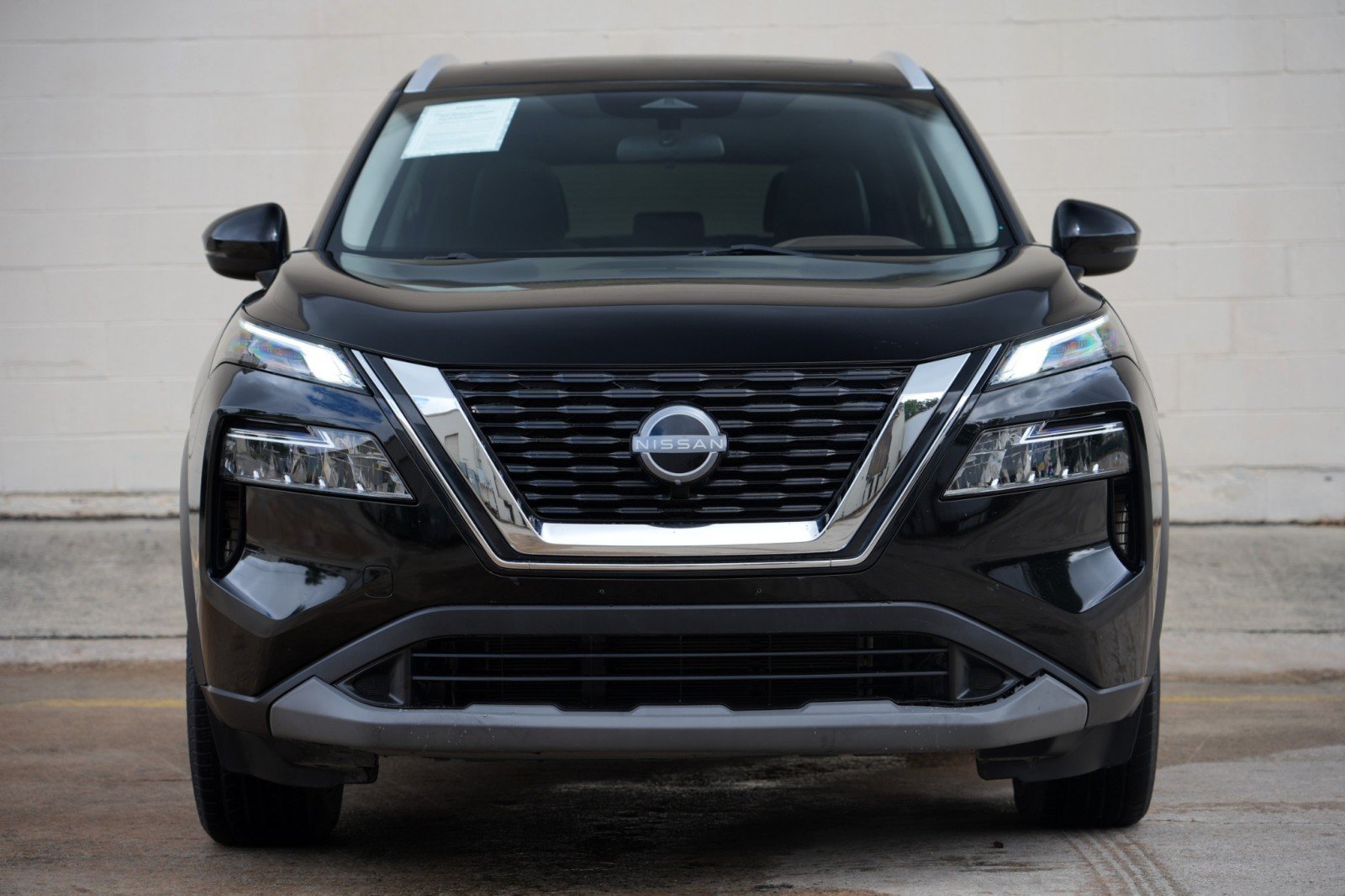 Used 2022 Nissan Rogue SV w/ SV Premium Package FWD image 6