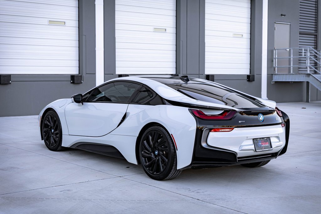 Used 2017 BMW i8 image 8