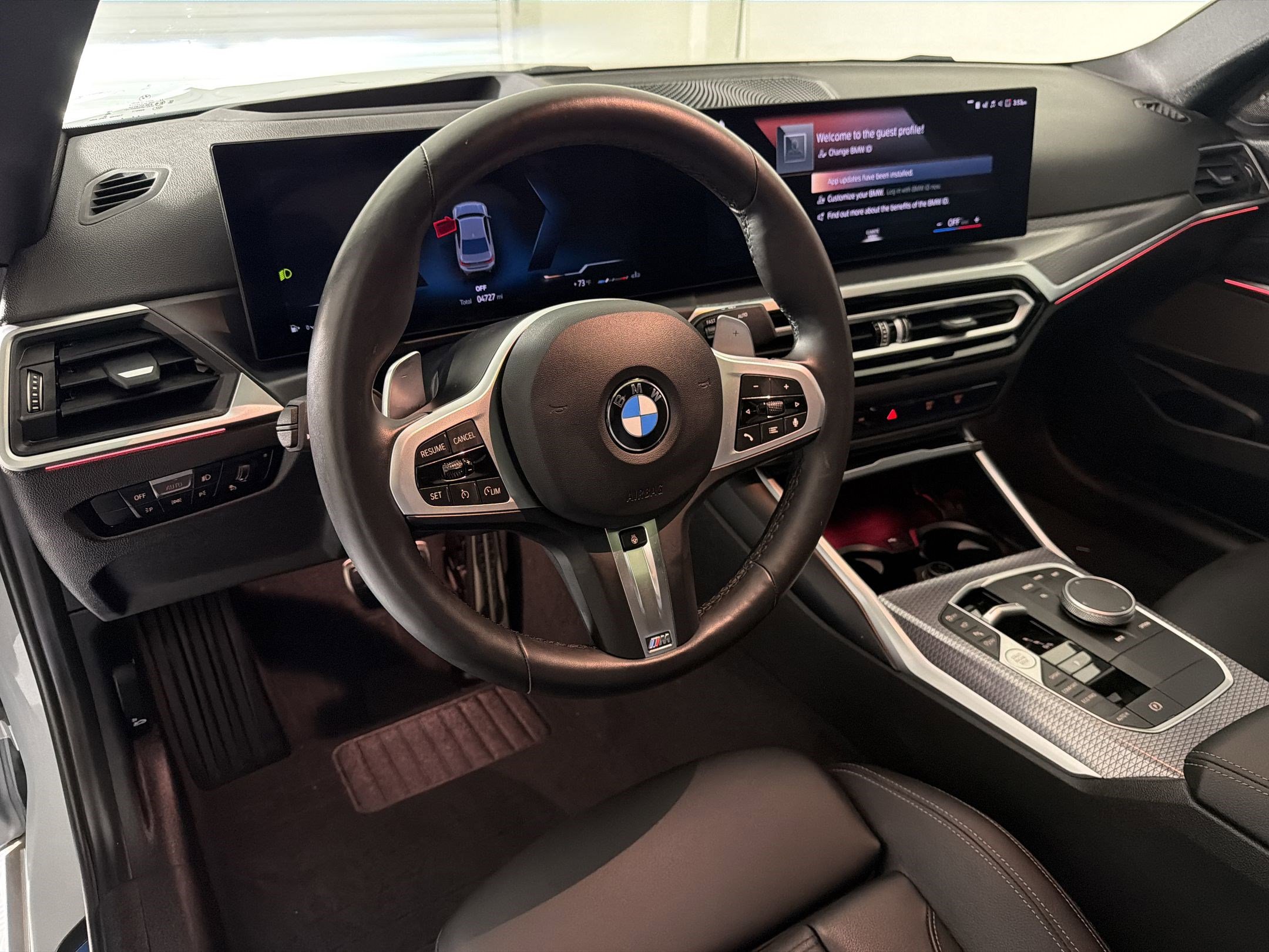 Used 2024 BMW 330i Sedan w/ M Sport Package RWD image 3