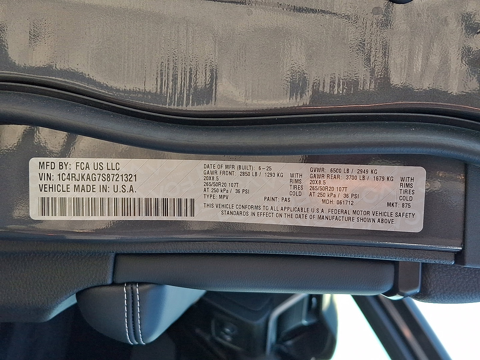 Used 2025 Jeep Grand Cherokee L Altitude image 28