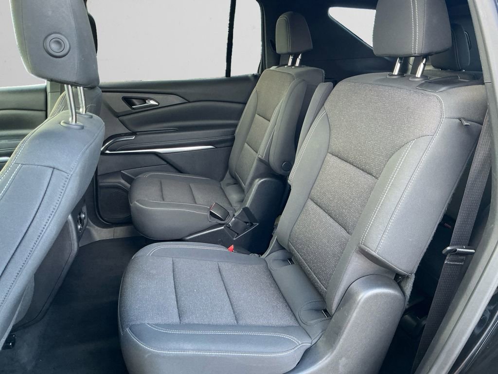 Used 2024 Chevrolet Traverse LT image 13