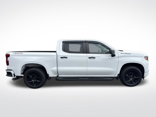 Used 2024 Chevrolet Silverado 1500 Custom w/ Rally Edition AWD/4WD image 8