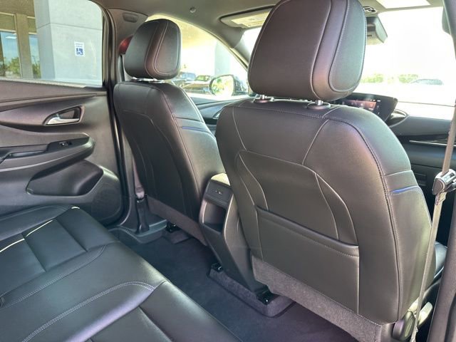 Used 2025 Buick Envista Sport Touring image 37