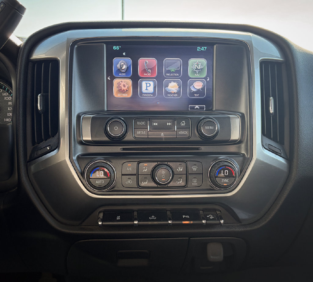 Used 2016 Chevrolet Silverado 1500 LT w/ Midnight Edition AWD/4WD image 11