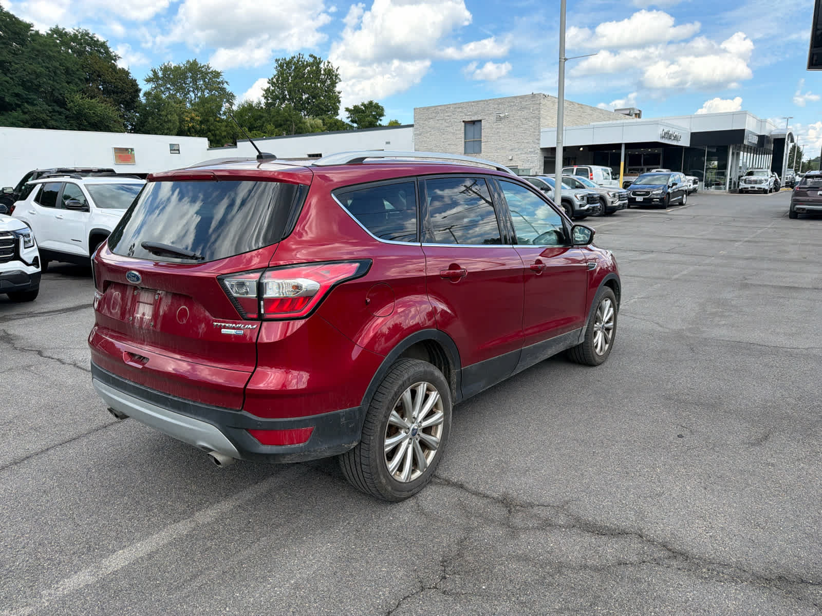 Used 2017 Ford Escape Titanium w/ Equipment Group 301A AWD/4WD image 47