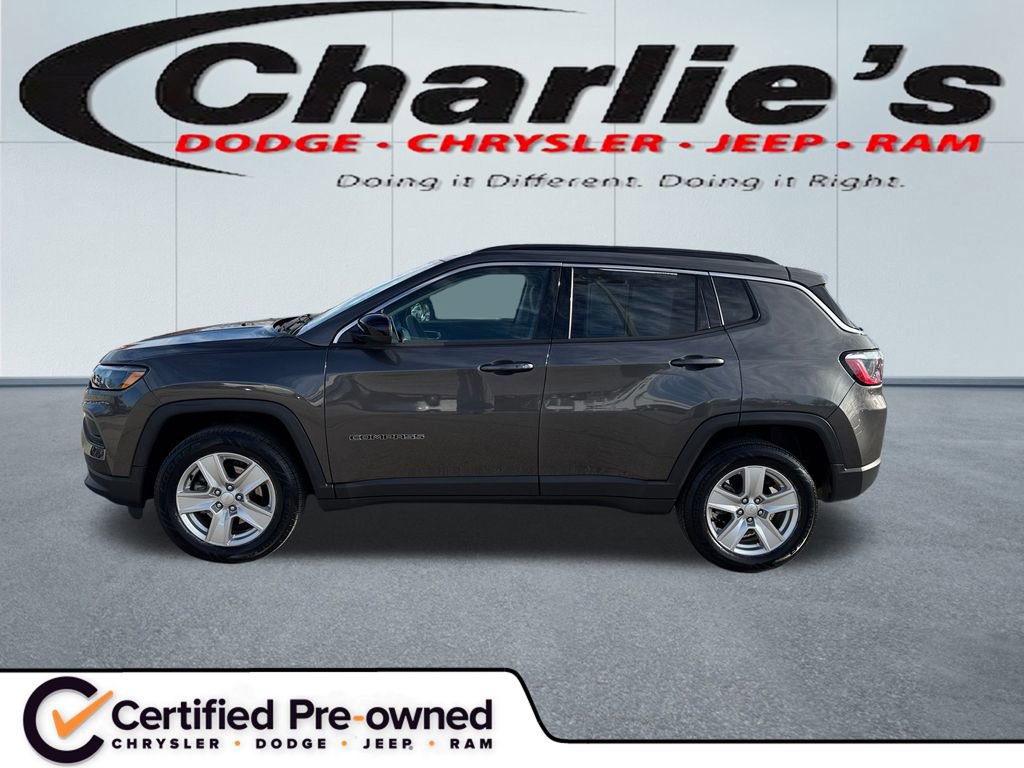Certified 2022 Jeep Compass Latitude image 1
