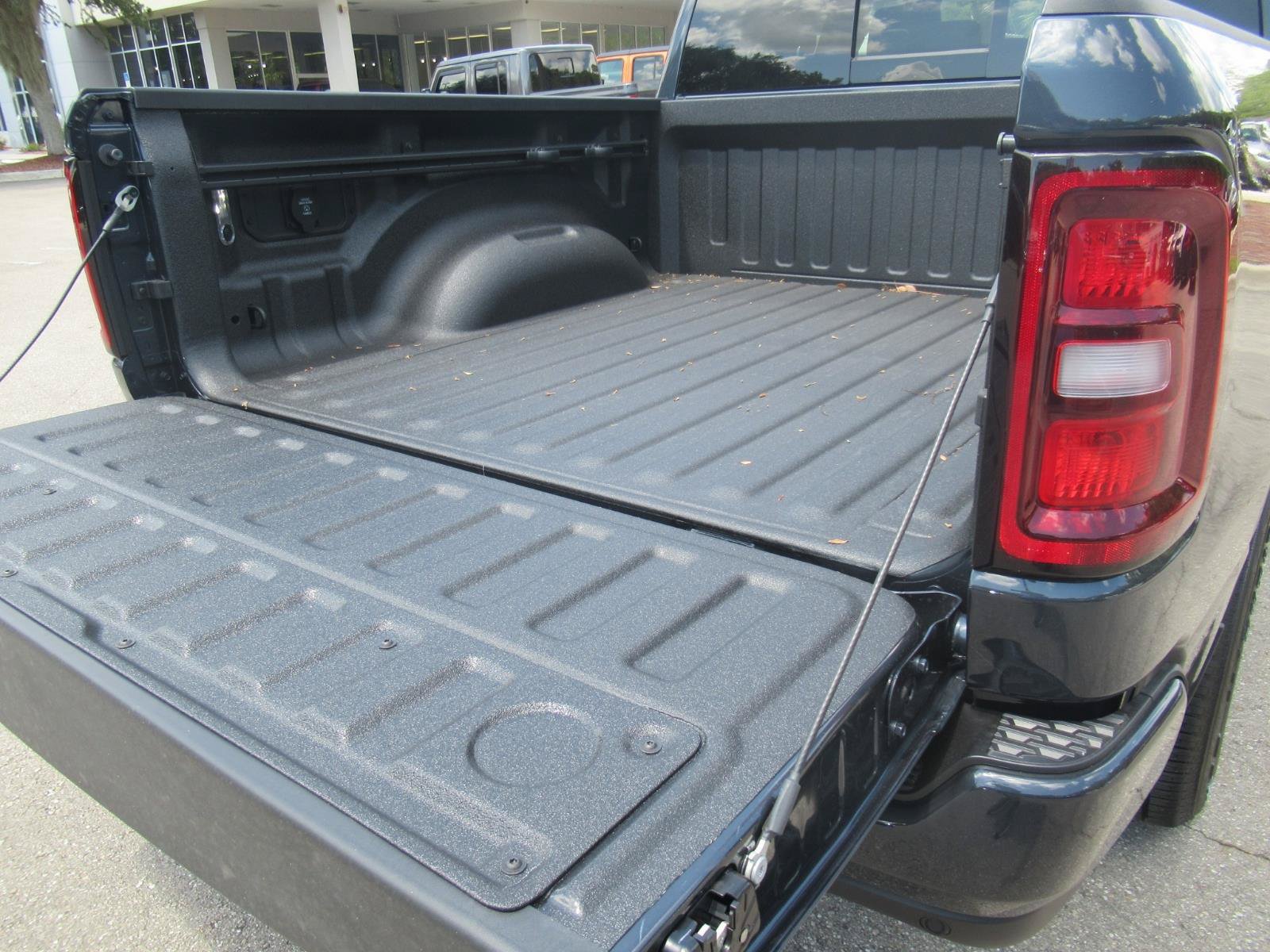 New 2026 RAM 1500 Express RWD image 31