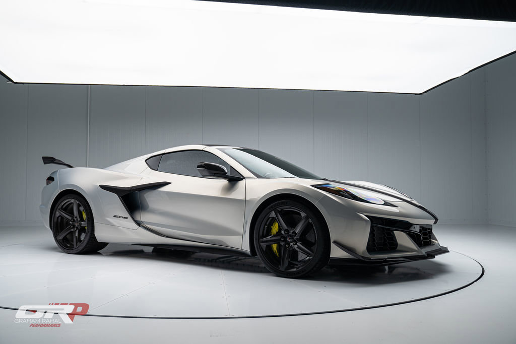 Used 2023 Chevrolet Corvette Z06 w/ Stealth Interior Trim Package image 8