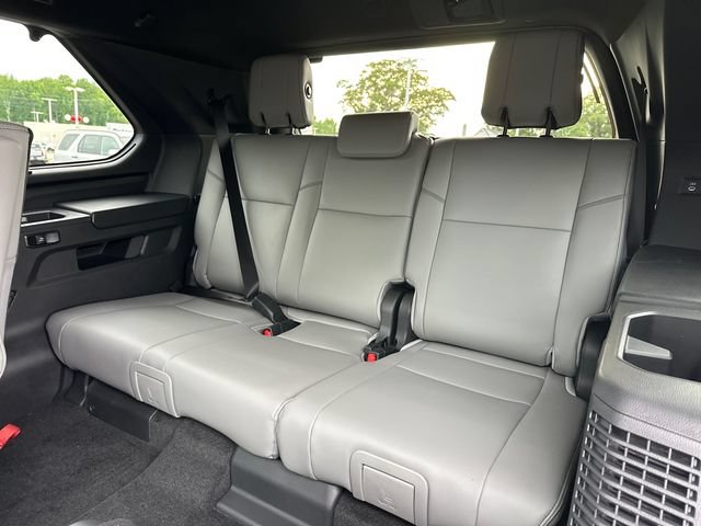 Used 2026 Toyota Sequoia Limited AWD/4WD image 15