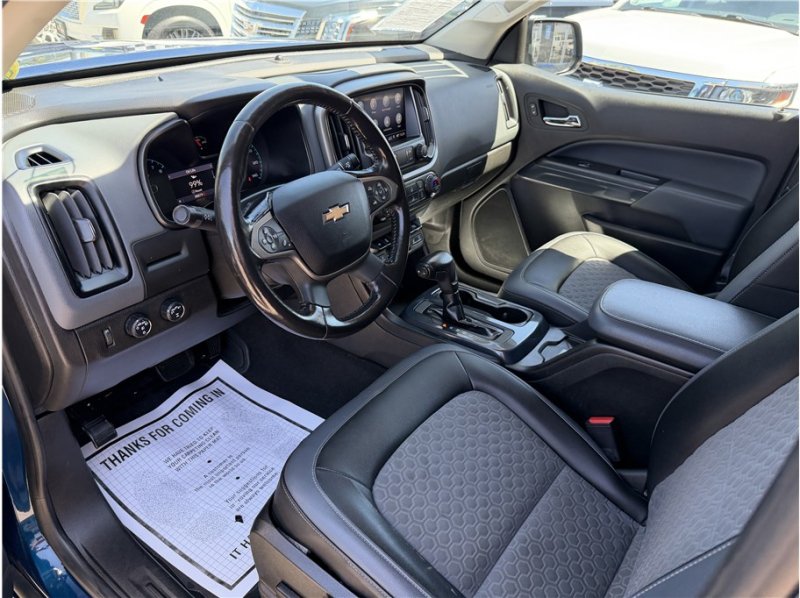 Used 2019 Chevrolet Colorado Z71 AWD/4WD image 18