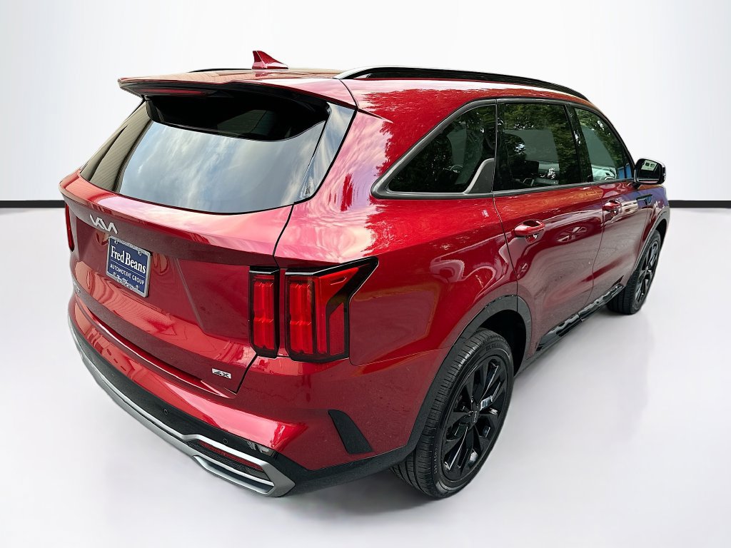 Used 2023 Kia Sorento SX AWD/4WD image 9