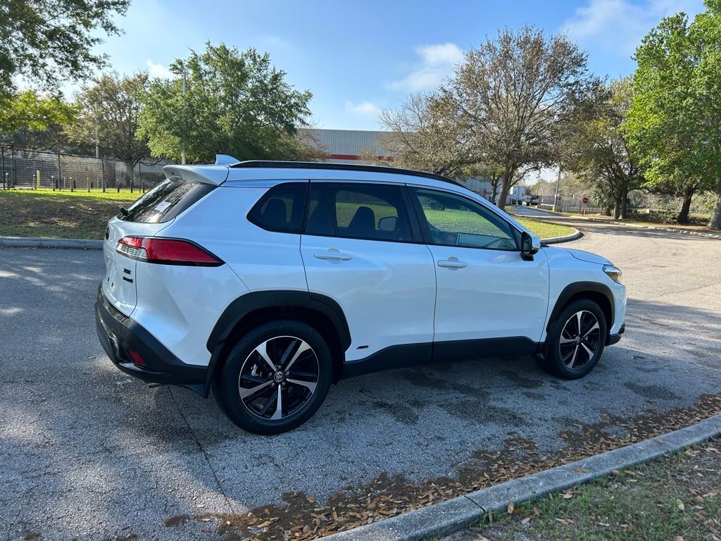 Used 2023 Toyota Corolla Cross XSE w/ Convenience Package image 5