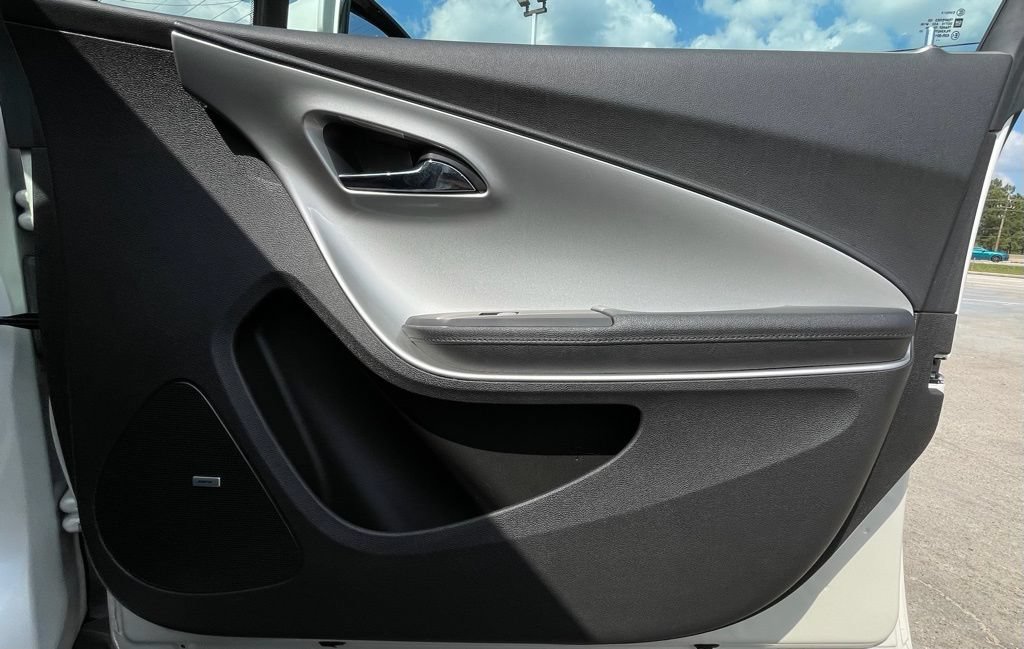 Used 2014 Chevrolet Volt Premium w/ Premium Trim Package FWD image 34