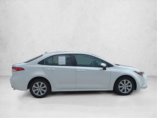 Used 2023 Toyota Corolla LE FWD image 4