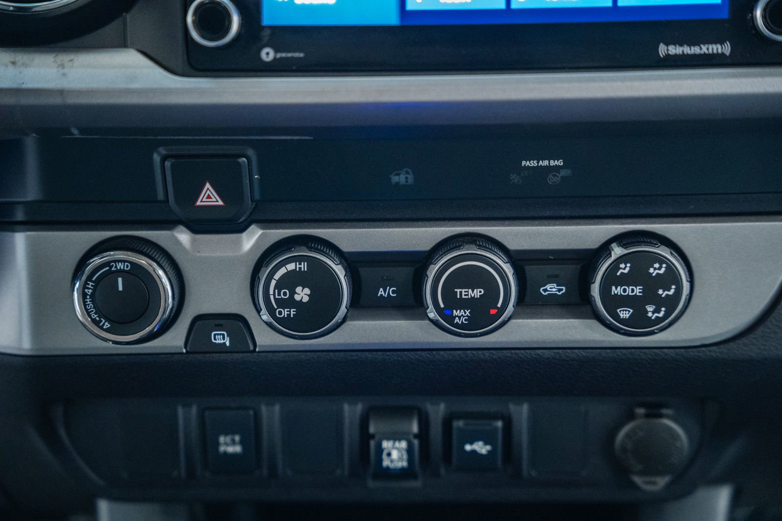 Used 2020 Toyota Tacoma SR5 image 30