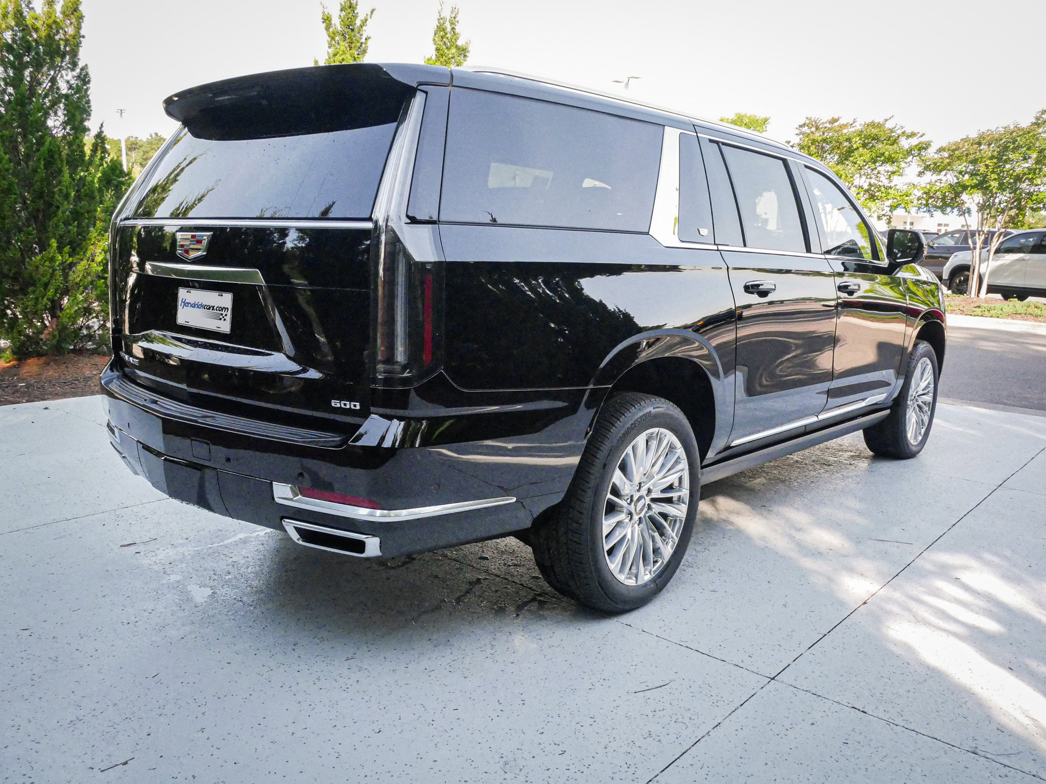 Used 2026 Cadillac Escalade ESV Luxury AWD/4WD image 11