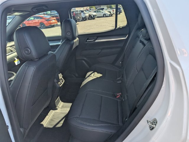 New 2027 GMC Terrain Elevation w/ Elevation Premium Package AWD/4WD image 9