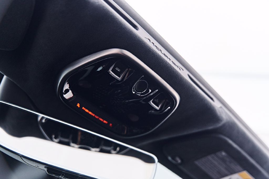 Used 2025 McLaren Artura Spider RWD image 74