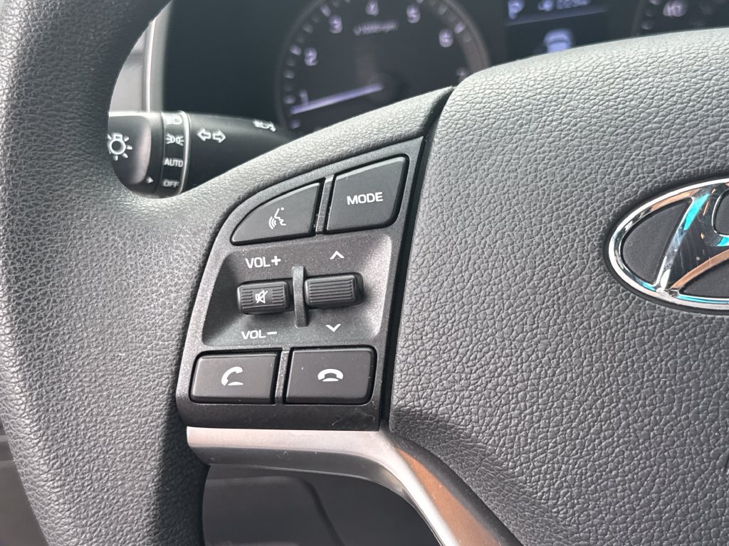 Used 2019 Hyundai Tucson Value FWD image 16