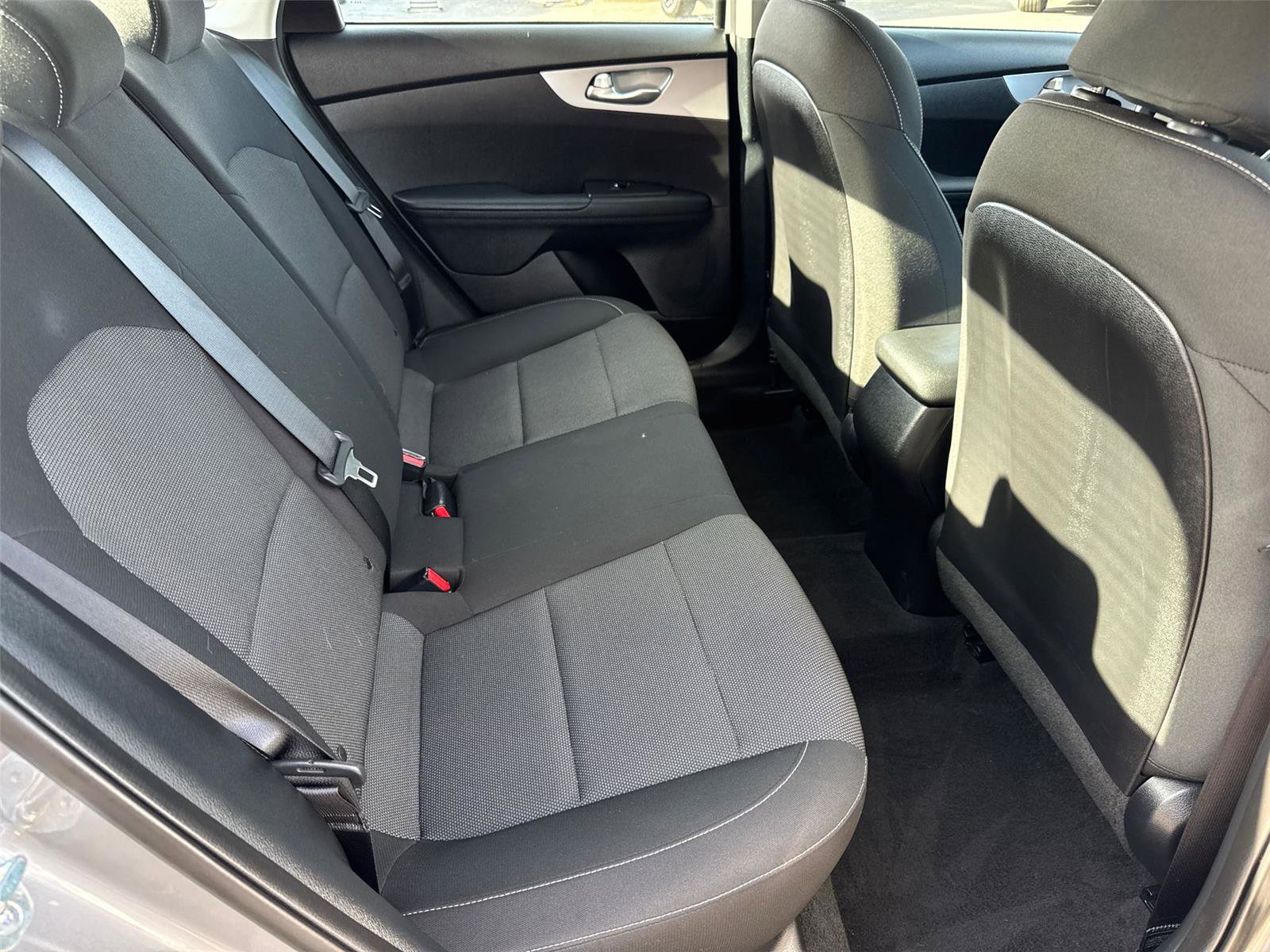 Used 2023 Kia Forte LXS w/ LXS Technology Package FWD image 19