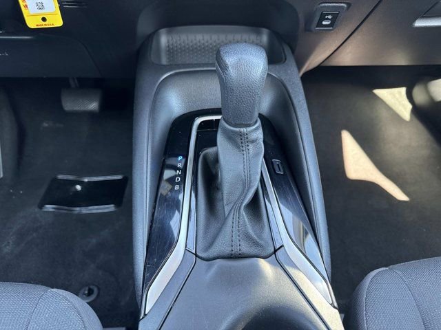 Used 2023 Toyota Corolla LE image 28
