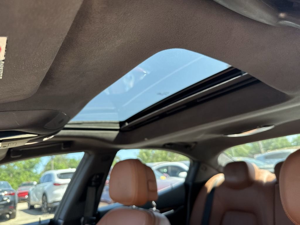 Used 2018 Maserati Ghibli S Q4 AWD/4WD image 21