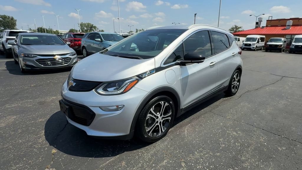 Used 2020 Chevrolet Bolt Premier w/ Infotainment Package FWD image 4
