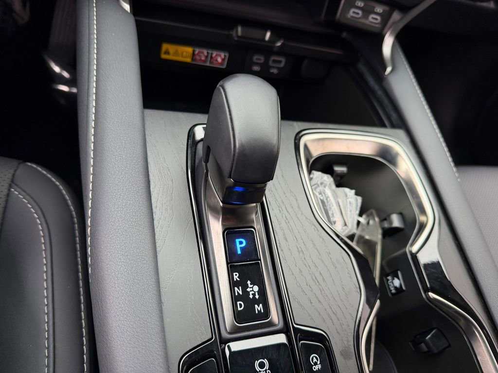 Used 2024 Lexus RX 350 Premium w/ Accessory Package (Z1) image 24