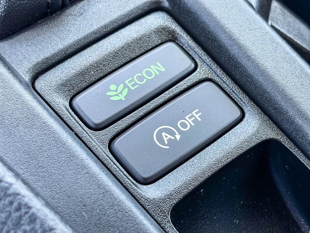 Used 2023 Honda Accord LX image 31
