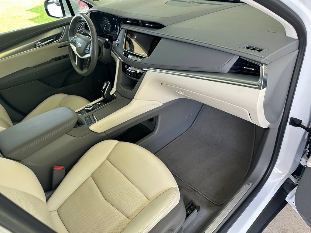 Certified 2022 Cadillac XT5 Premium Luxury w/ Technology Package FWD image 41