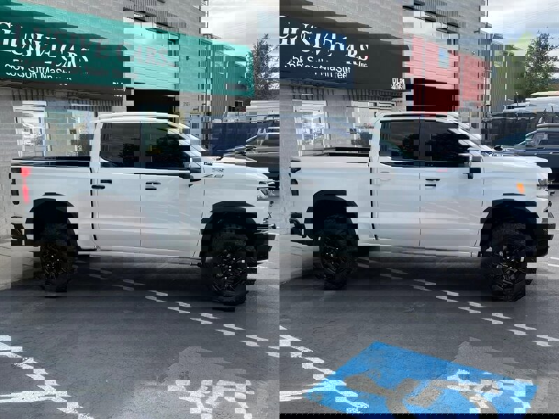 Used 2023 Chevrolet Silverado 1500 ZR2 w/ Technology Package image 10