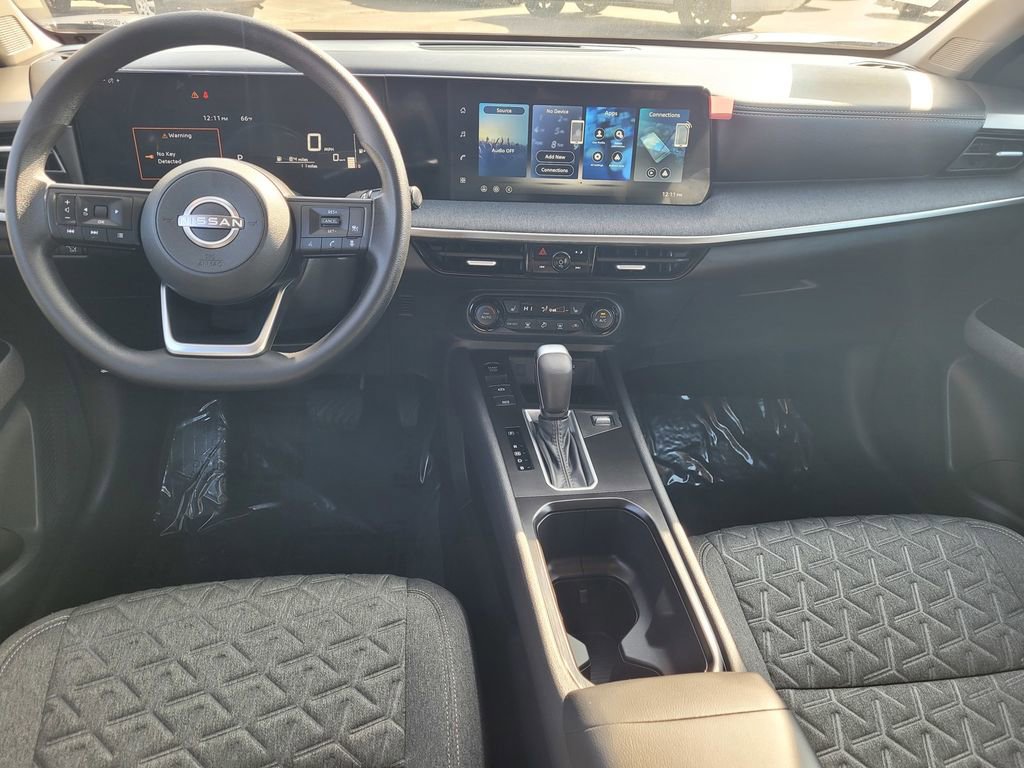 New 2026 Nissan Kicks SV w/ SV Premium Package image 7