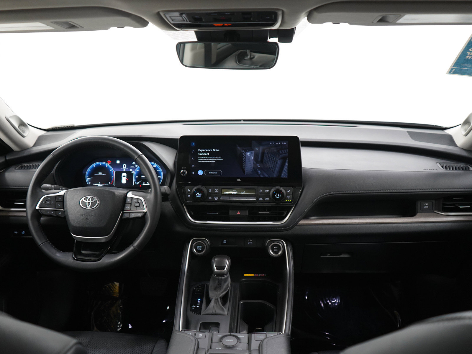 Used 2024 Toyota Grand Highlander AWD image 16