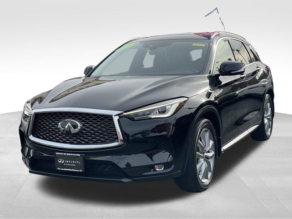 Used 2022 INFINITI QX50 Essential AWD/4WD image 2