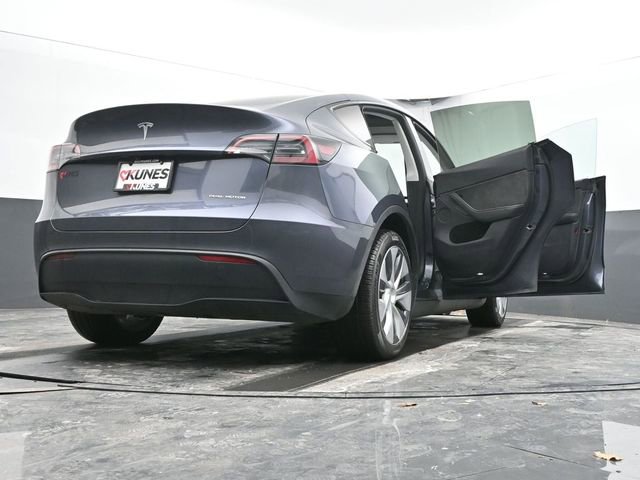 Used 2023 Tesla Model Y Long Range image 71
