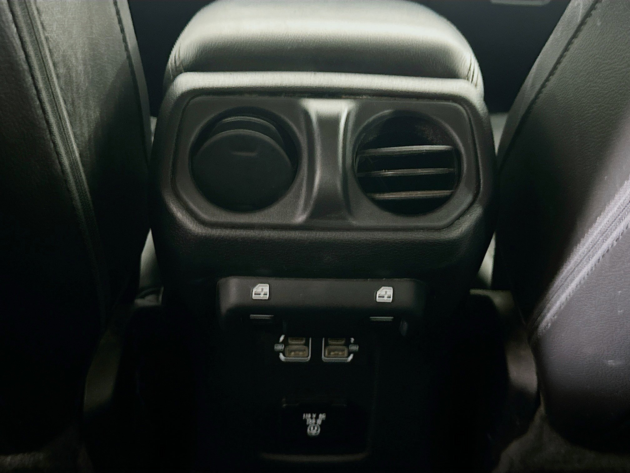 Used 2022 Jeep Wrangler Sahara w/ Cold Weather Group image 28