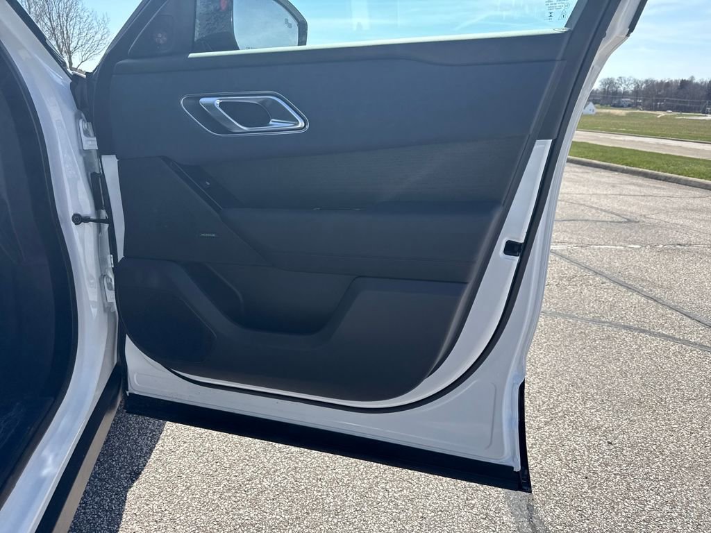 New 2026 Land Rover Range Rover Velar Dynamic SE image 15