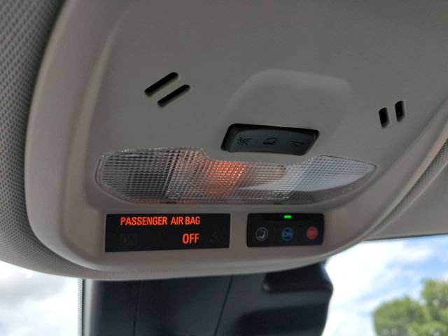Used 2025 Chevrolet Trax LT w/ LT Convenience Package FWD image 22