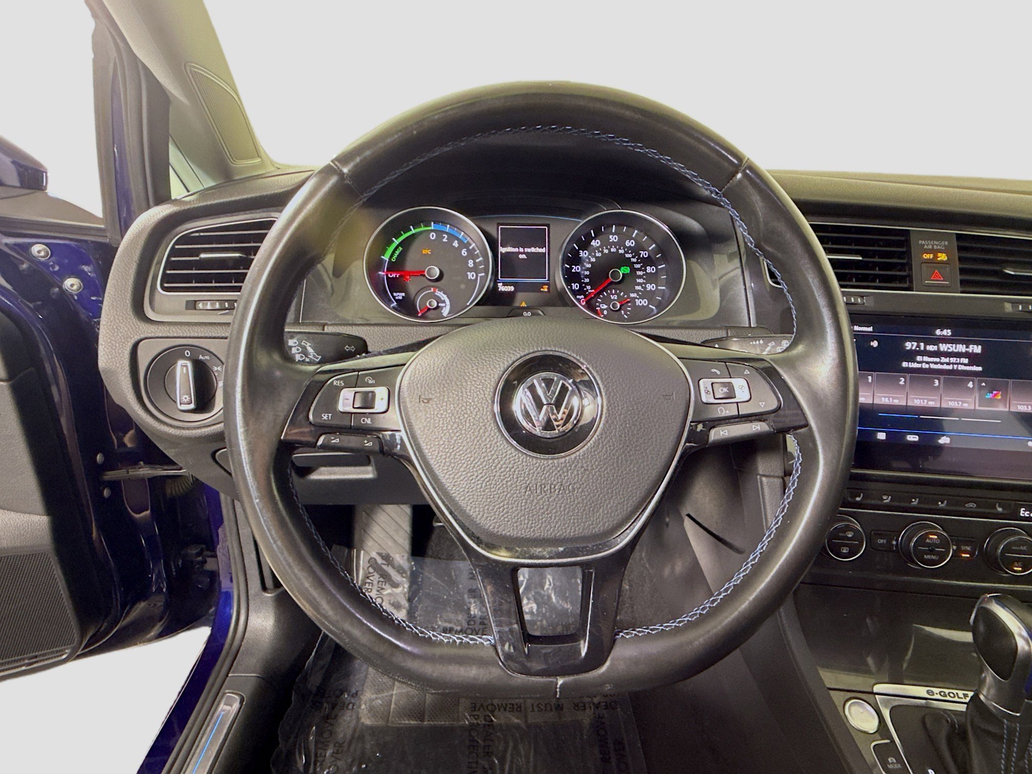 Used 2017 Volkswagen e-Golf SEL Premium image 13