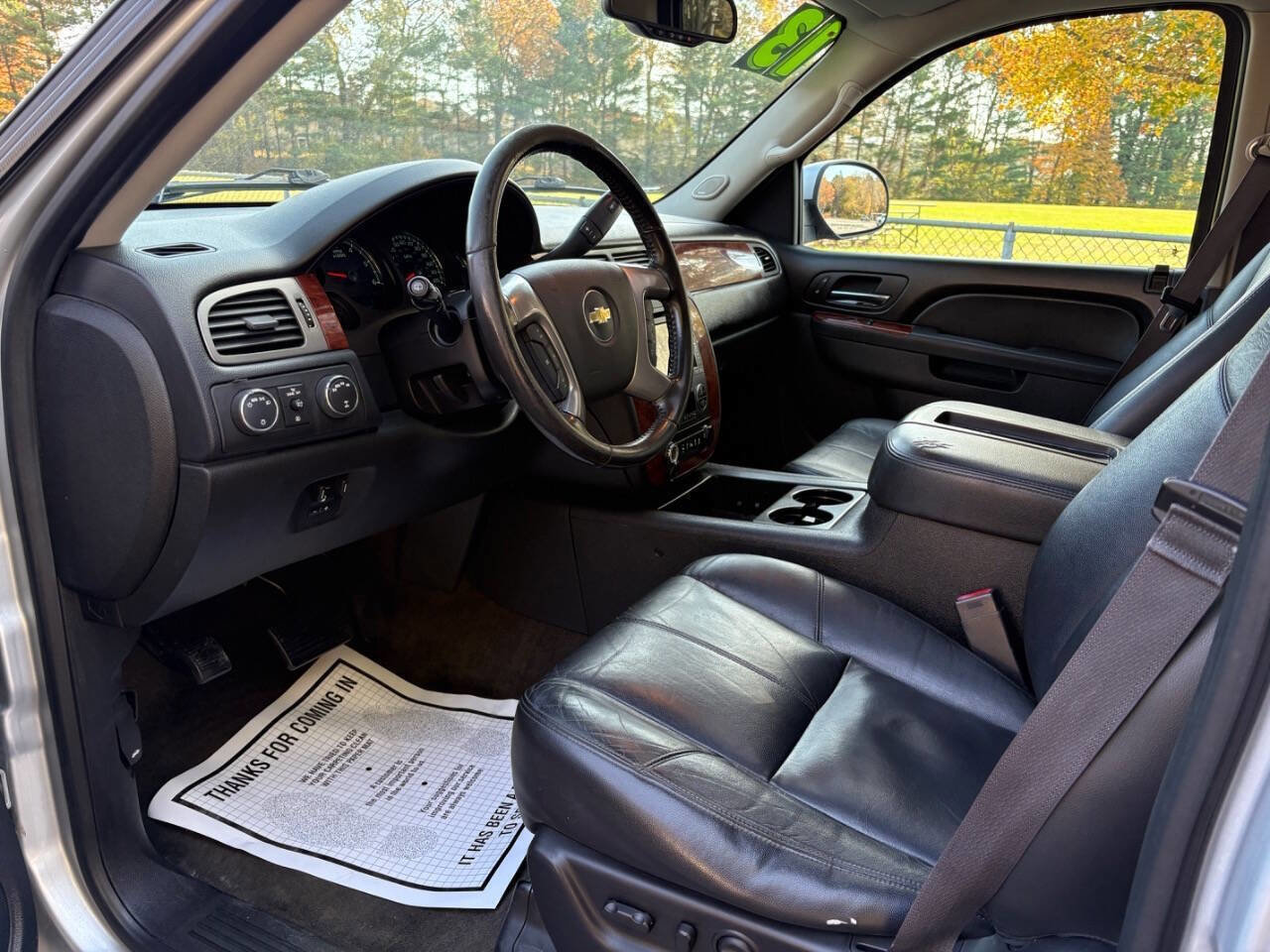 Used 2013 Chevrolet Suburban LT image 11