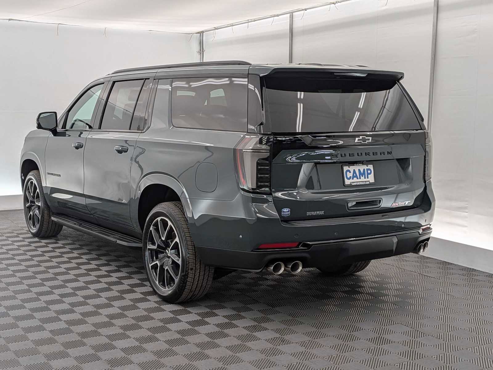 New 2026 Chevrolet Suburban RST image 4