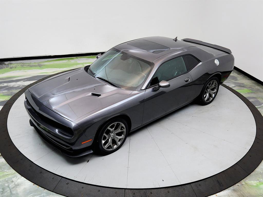 Used 2017 Dodge Challenger SXT Plus image 13