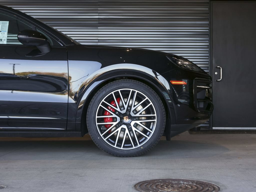 New 2026 Porsche Cayenne S AWD/4WD image 11