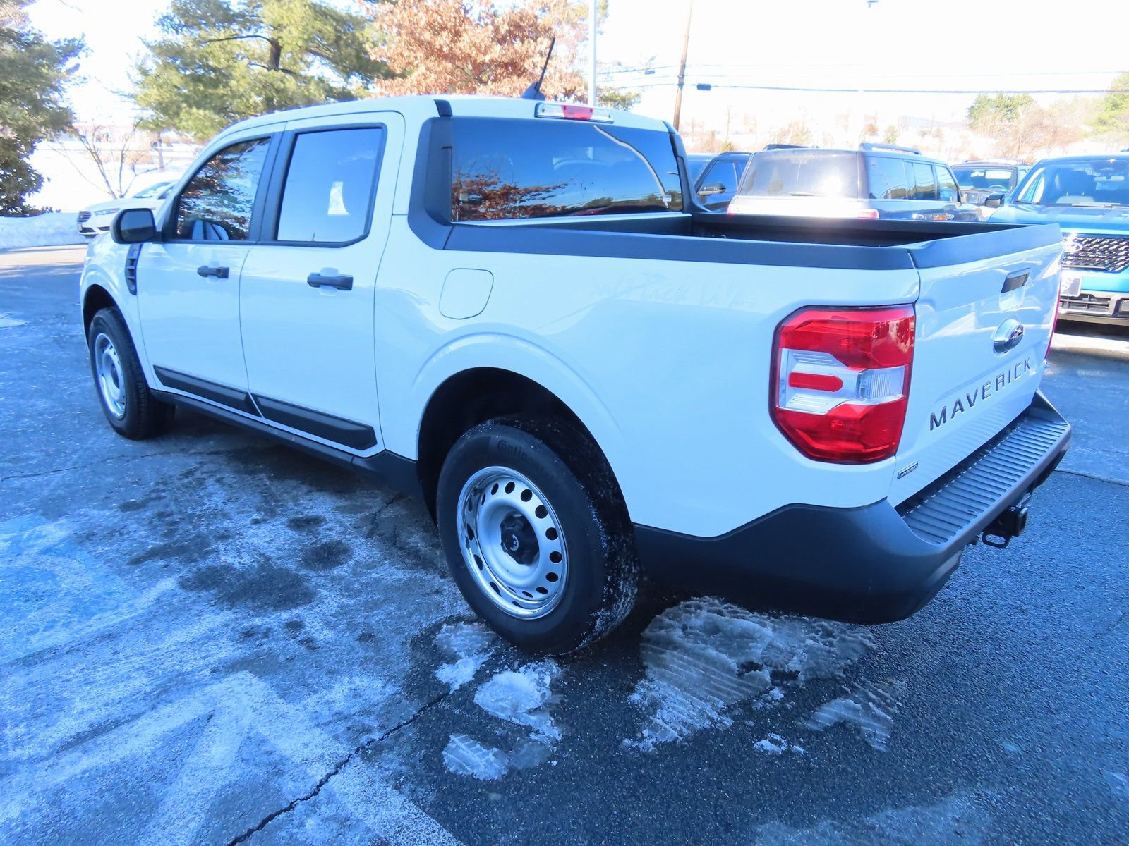 Used 2024 Ford Maverick XL image 6