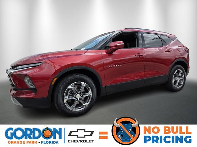 Used 2024 Chevrolet Blazer LT image 1