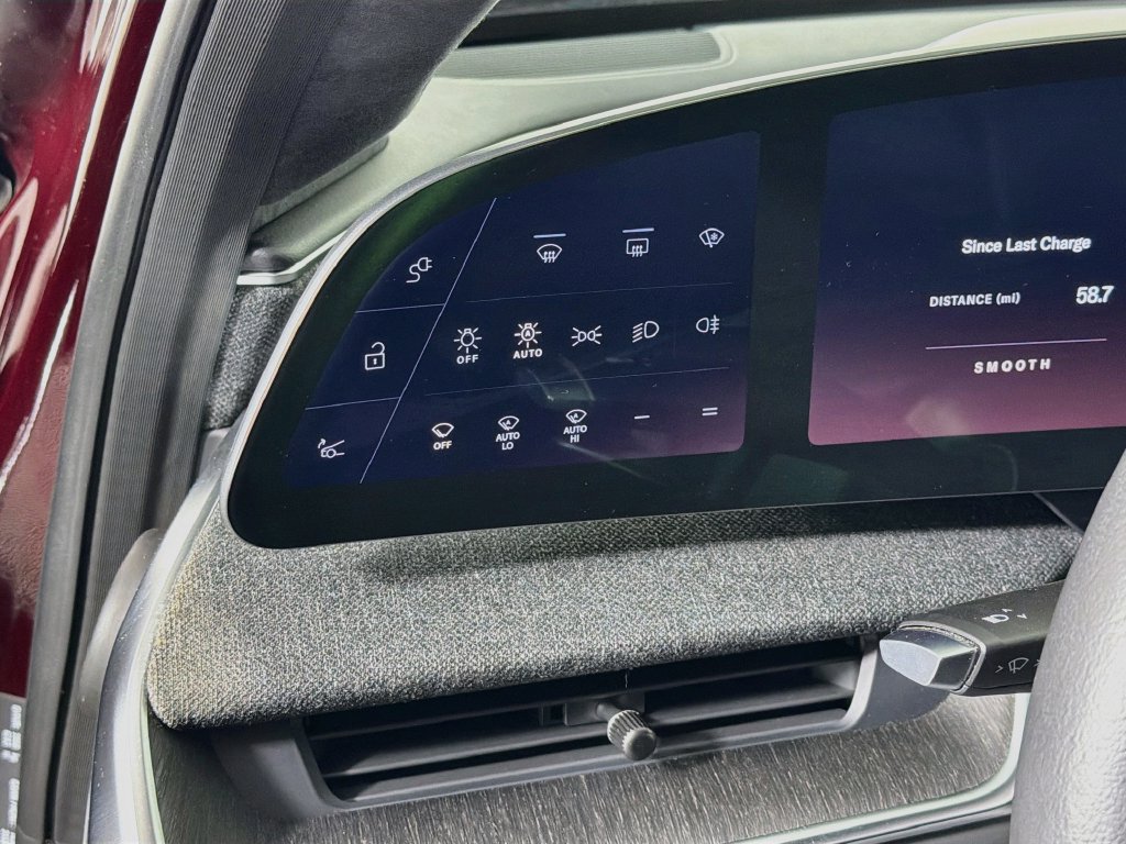 Used 2023 Lucid Air Pure AWD/4WD image 10