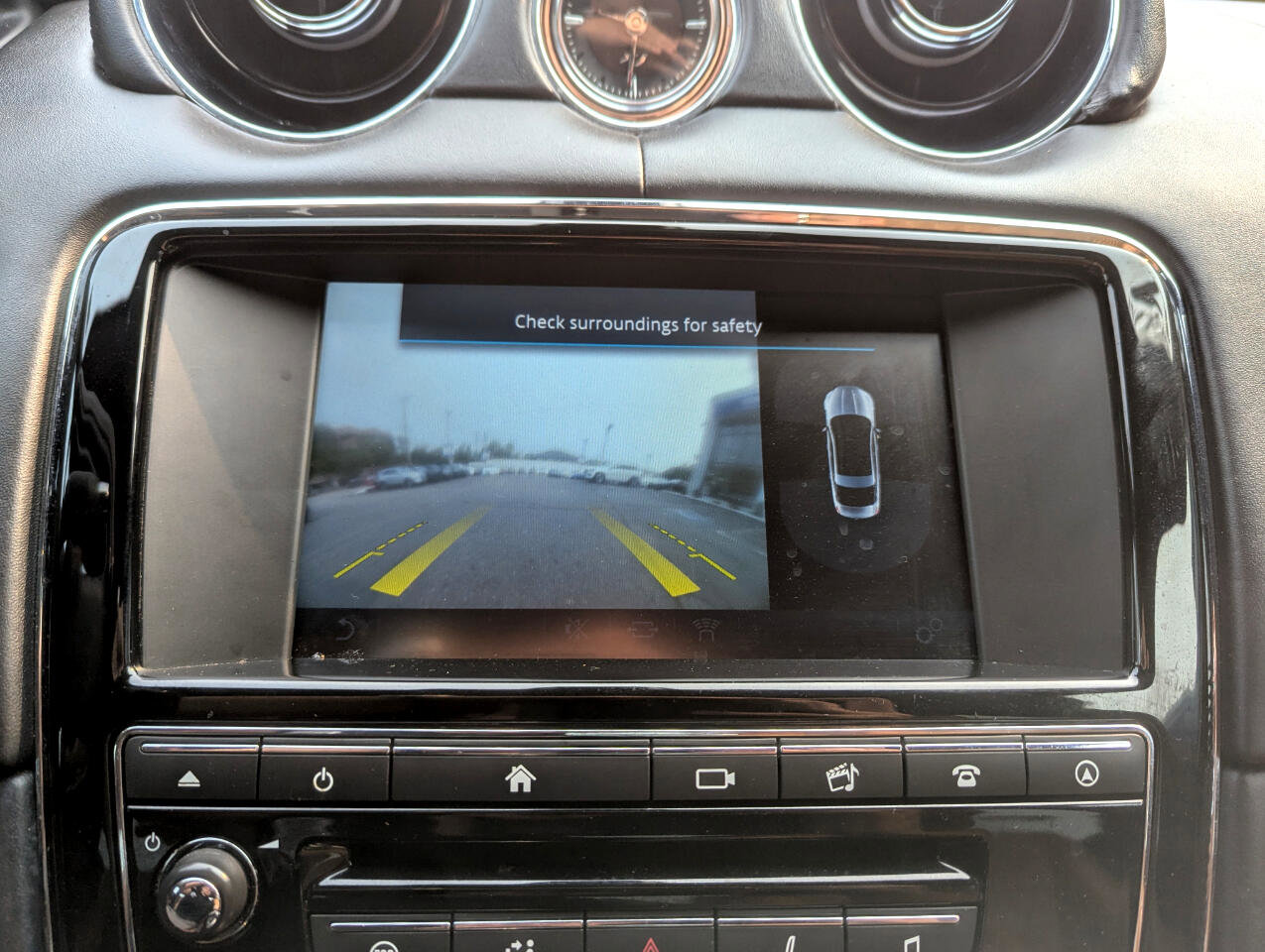 Used 2017 Jaguar XJ L Supercharged image 28